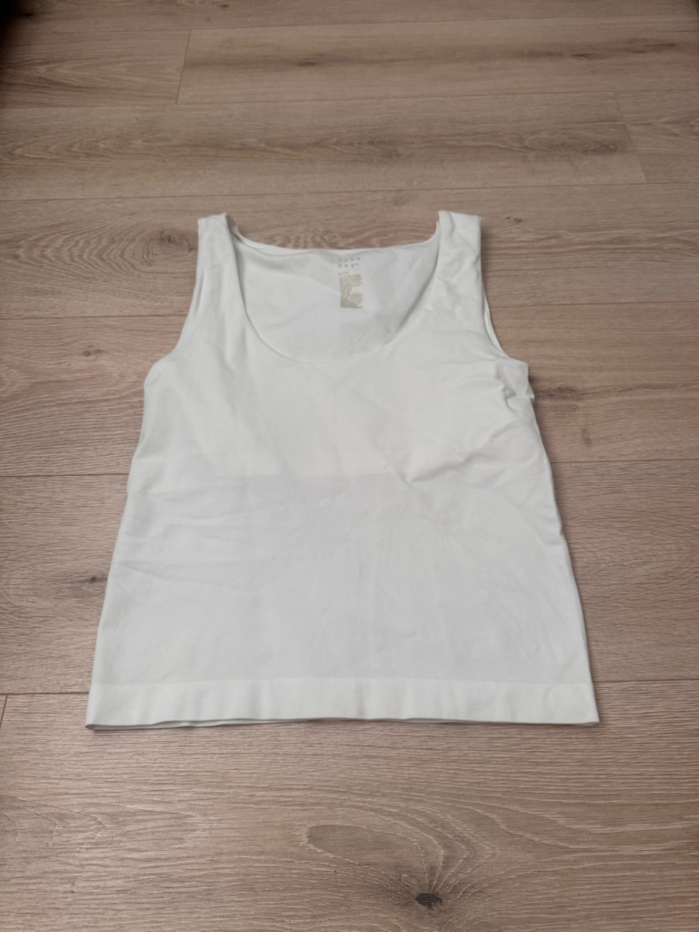 a new day White Scoop Neck Tank Top